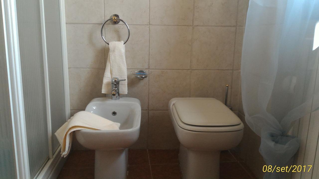 L'Ape In Corte Casa Di Campagna, Via Francigena Stanze E Colazione Vaccarizza Dış mekan fotoğraf