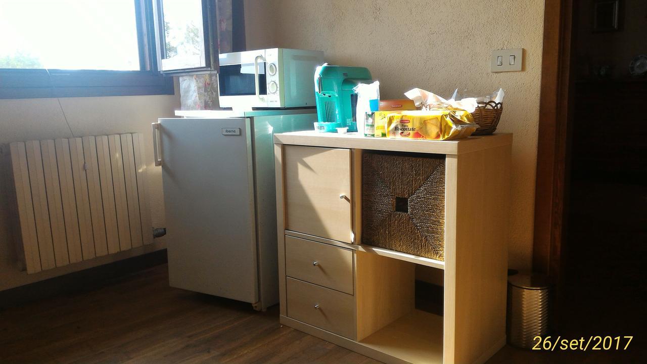 L'Ape In Corte Casa Di Campagna, Via Francigena Stanze E Colazione Vaccarizza Dış mekan fotoğraf