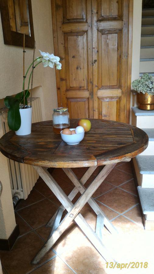 L'Ape In Corte Casa Di Campagna, Via Francigena Stanze E Colazione Vaccarizza Dış mekan fotoğraf